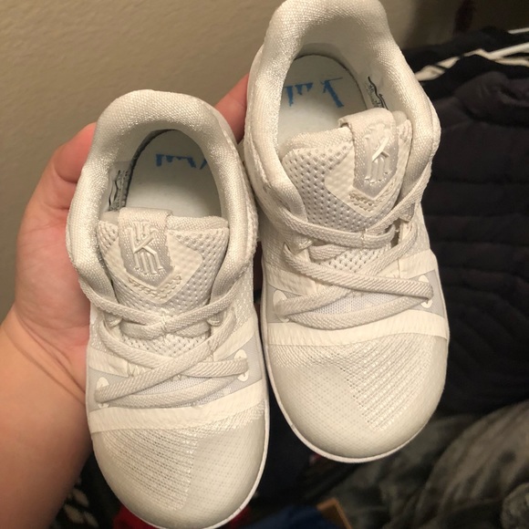 SOLD Toddler White Nike’s - Picture 2 of 3